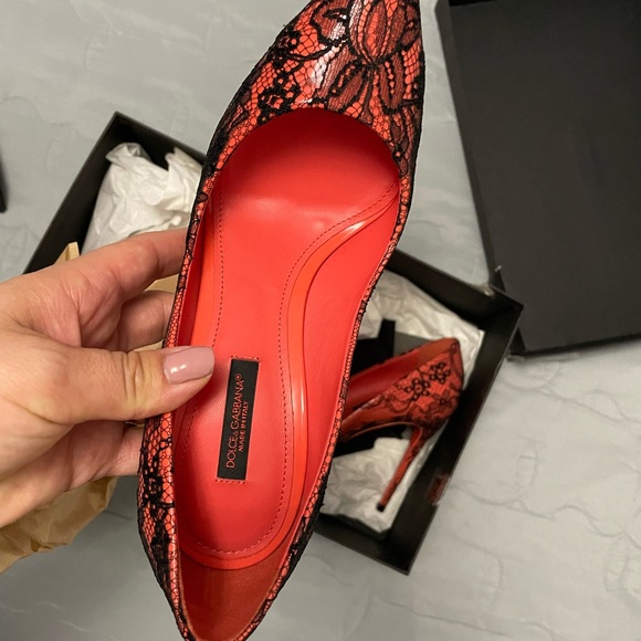 Brand New Dolce Gabbana pumps red size IT 37/US 6.5 - Picture 6 of 9